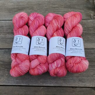 Milano Merino Silke i färgen With all my heart - Underbart garns Design