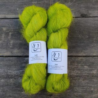 Lyx Superkid Mohair Silke i färgen Chartreuse - Underbart garns Design