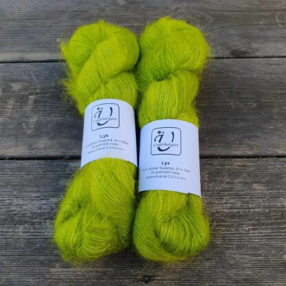 Lyx Superkid Mohair Silke i färgen Chartreuse - Underbart garns Design - Bild 2