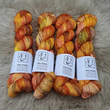 Silky Singles i färgen Sunny day in autumn - Underbart garns Design - Bild 2