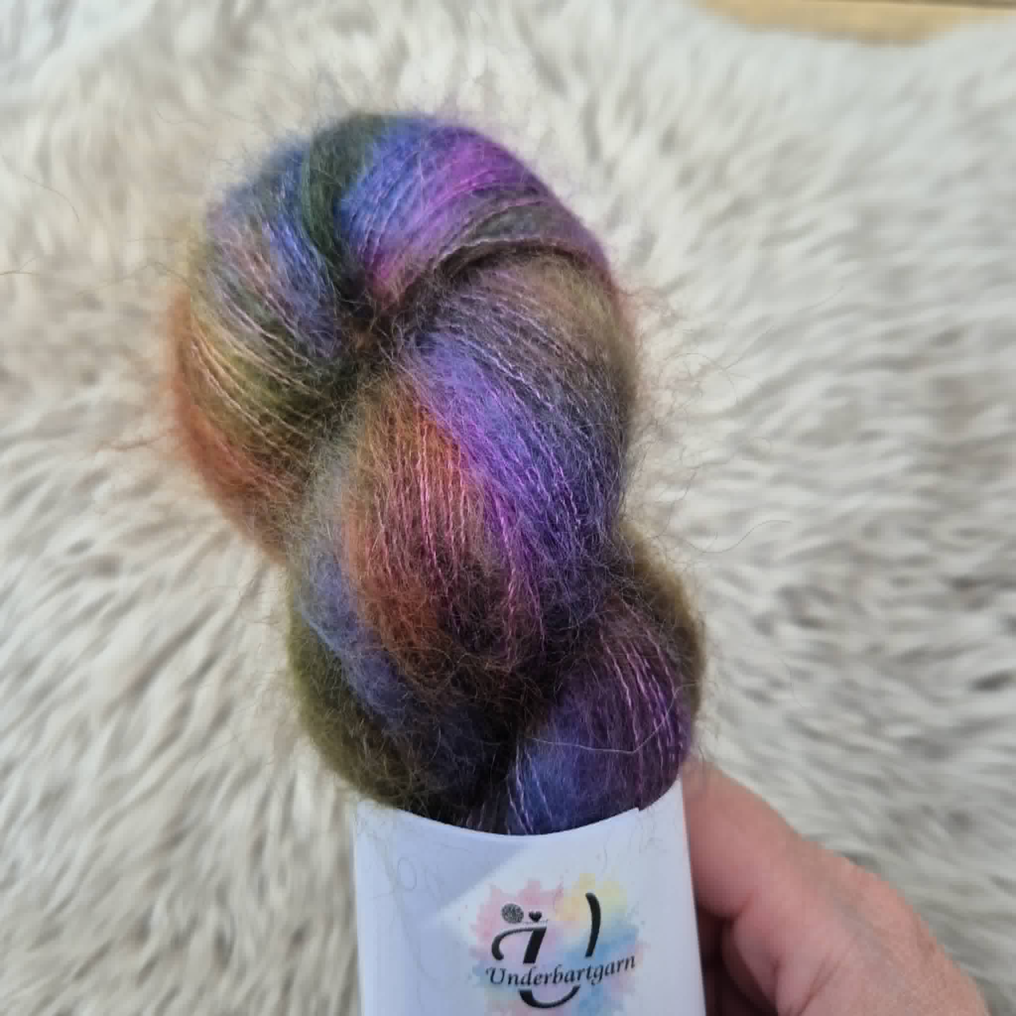 Lyx i färgen Mixed surprise - Underbart garns Design