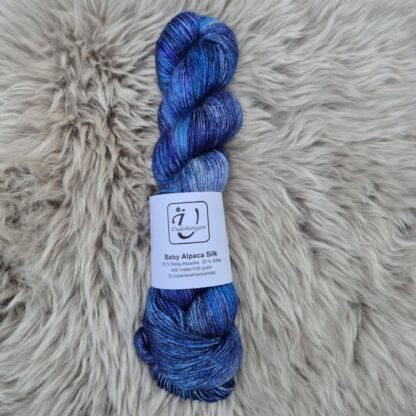 Baby Alpaca Silk - Januarinatt - Underbart garns Design