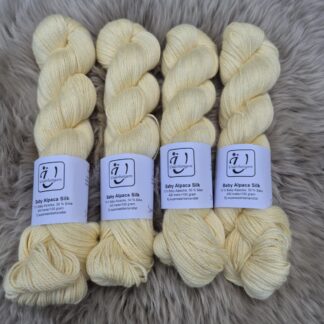 Baby Alpaca Silk - Smörkräm - Underbart garns Design