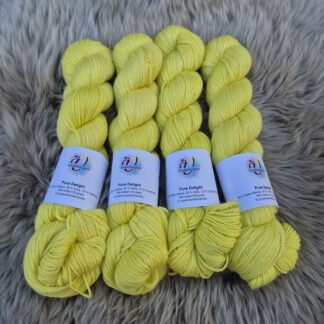 Pure Delight i färgen Slime Lime - Underbart garns Design