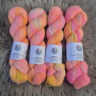 Glittersock - Dansa i neon - Underbart garns Design