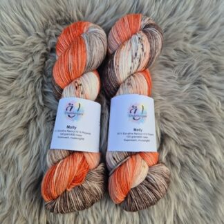 Molly - One of a kind - Underbart garns Design